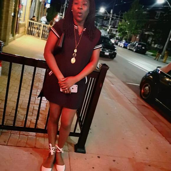 Meet your Posher, Lucie - Picture 1 of 1